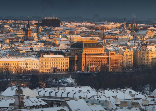 milan-chudoba-Hzyf3R4GVoA-unsplash